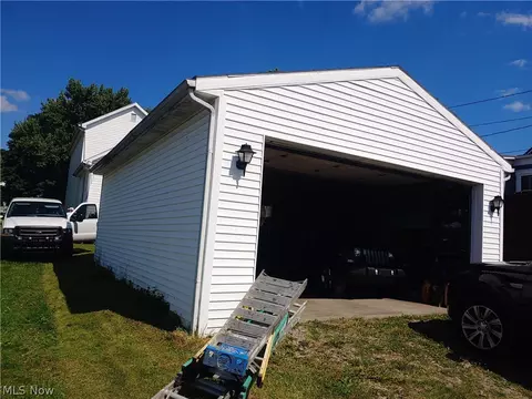 307 N 3rd St, Dennison, OH 44621 photo 22