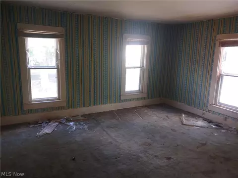 307 N 3rd St, Dennison, OH 44621 photo 13