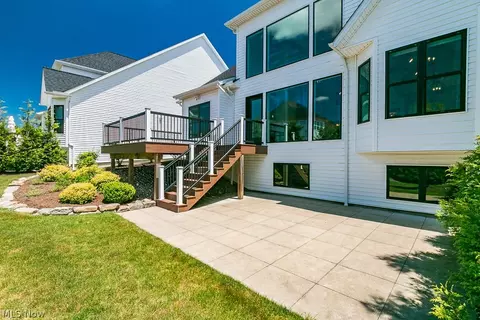 500 Eagle Point Dr, Lyndhurst, OH 44124 photo 39