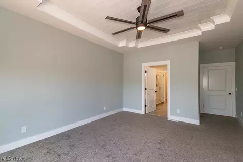 500 Eagle Point Dr, Lyndhurst, OH 44124 photo 24