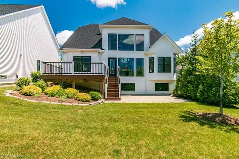 500 Eagle Point Dr, Lyndhurst, OH 44124 photo 38