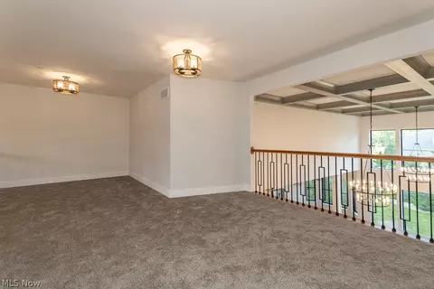 500 Eagle Point Dr, Lyndhurst, OH 44124 photo 30