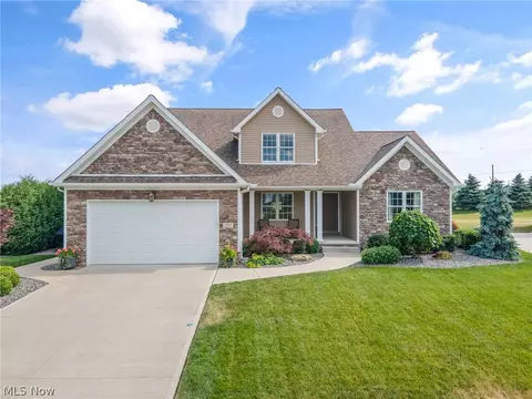 257 Canterbury Ct, Columbiana, OH 44408