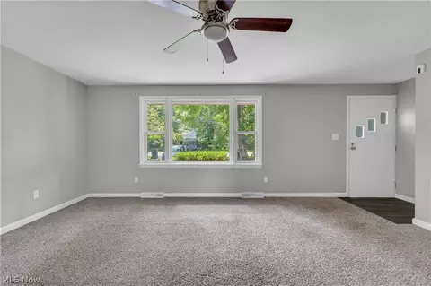 Living - 8043 Munson Rd, Mentor, OH 44060 photo 2 of 3