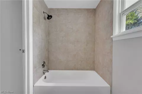 Bath - 8043 Munson Rd, Mentor, OH 44060 photo 2 of 3