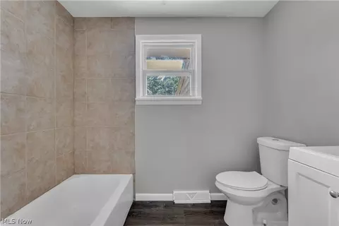 Bath - 8043 Munson Rd, Mentor, OH 44060 photo 1 of 3