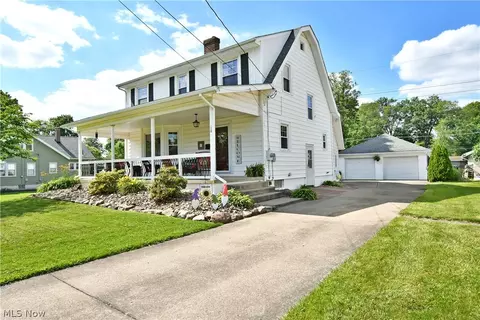 Exterior - 120 Brookfield Ave, Boardman, OH 44512 photo 4 of 5