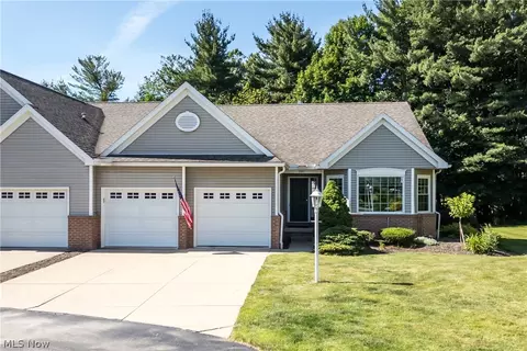2841 Stratford Cir, Akron, OH 44312