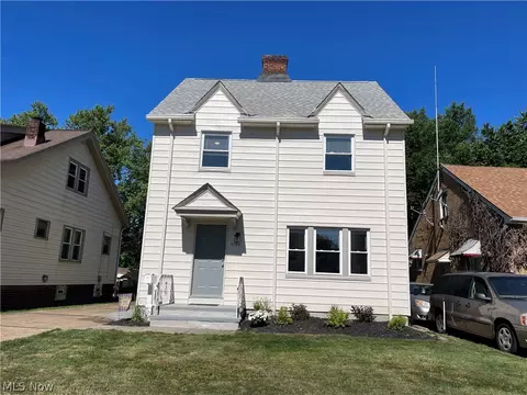 4744 E 93rd St, Garfield Heights, OH 44125