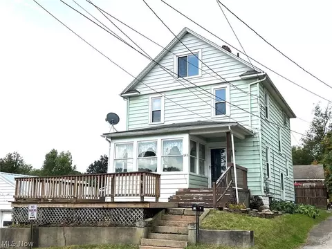 143 S Walnut St, East Palestine, OH 44413