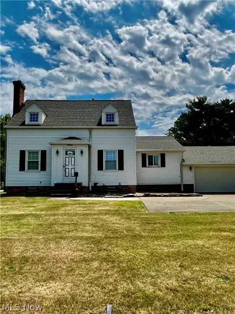 881 E 250th St, Euclid, OH 44132