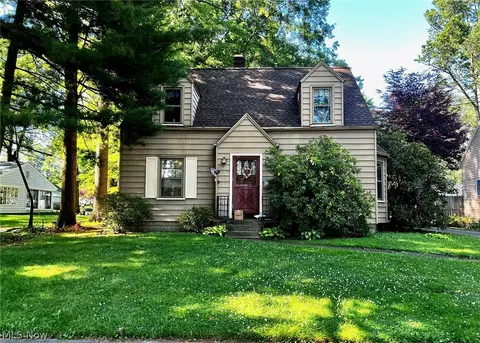 2637 Woodland, Warren, OH 44483