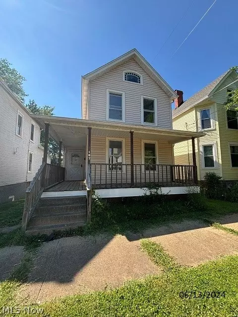 107 Knox St, Marietta, OH 45750