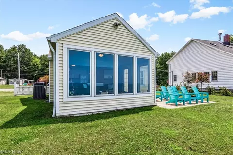 4471 Lake Rd E, Geneva, OH 44041 photo 7