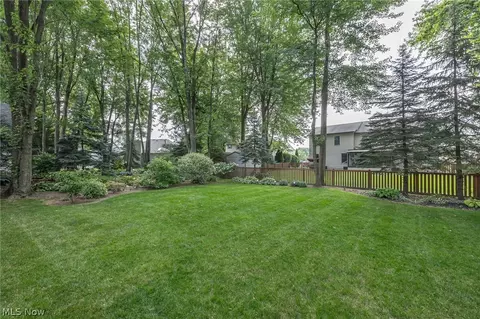 129 Bryan Ct, Elyria, OH 44035 photo 35
