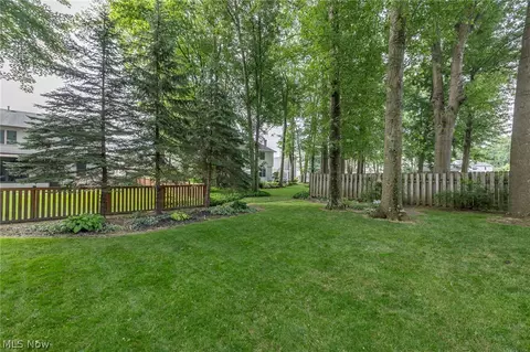 129 Bryan Ct, Elyria, OH 44035 photo 34