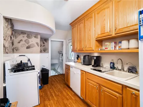 461 E 260th St, Euclid, OH 44132 photo 17