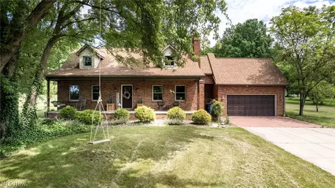 1666 Warner Rd, Vienna, OH 44473