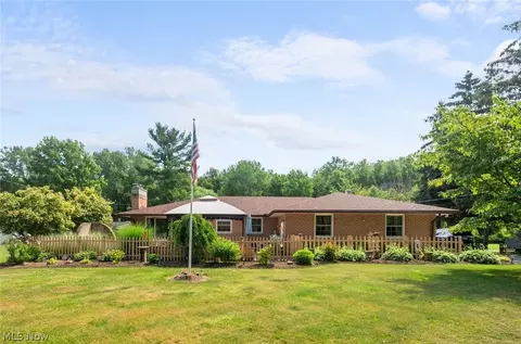 305 Crosse Rd, Amherst, OH 44001