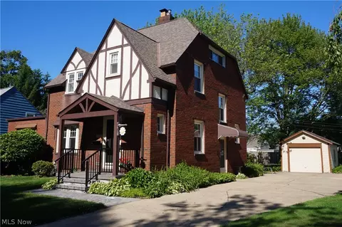 3312 Lincoln Dr, Ashtabula, OH 44004 photo 2