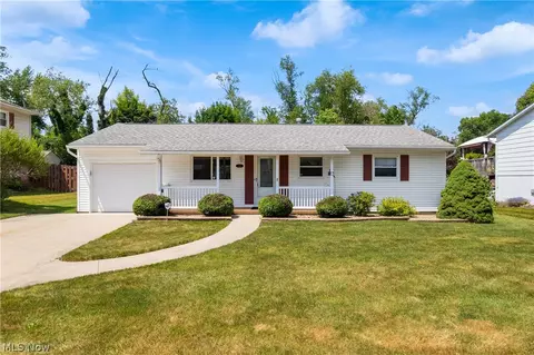 426 Riverview St, Canal Fulton, OH 44614