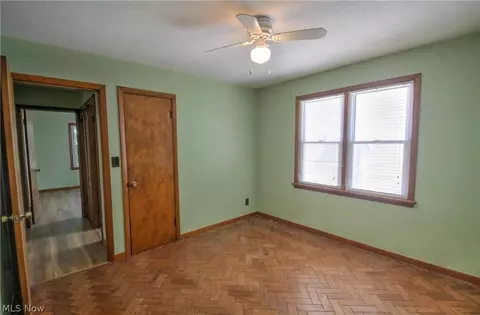 Bedroom - 427 E 274th St, Euclid, OH 44132 photo 3 of 5