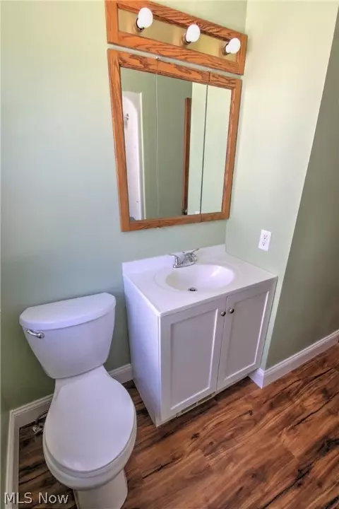 Bath - 427 E 274th St, Euclid, OH 44132 photo 1 of 2