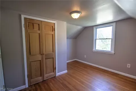 Bedroom - 427 E 274th St, Euclid, OH 44132 photo 5 of 5