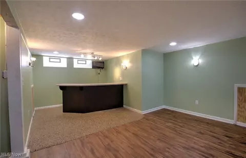Living - 427 E 274th St, Euclid, OH 44132 photo 2 of 3
