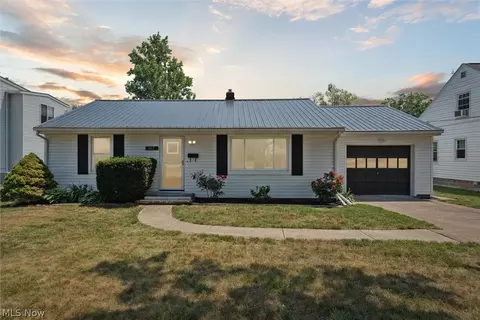 147 Avon Belden Rd, Avon Lake, OH 44012