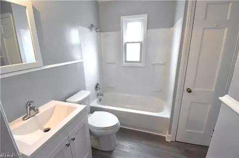 Bath - 521 E 260 St, Euclid, OH 44132 photo 1 of 1