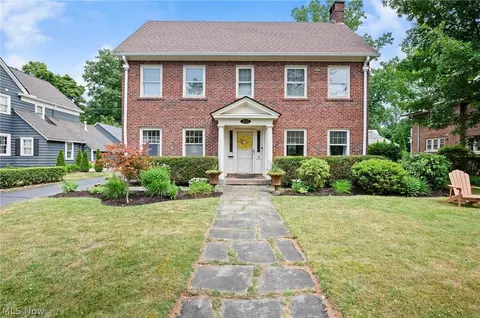 2935 Carlton Rd, Shaker Heights, OH 44122