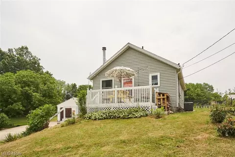 698 Gougler Rd, Akron, OH 44319