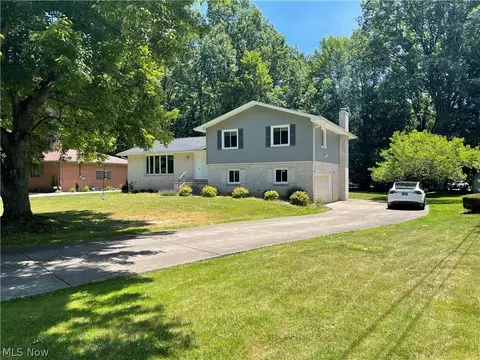 4731 Lockwood Blvd, Youngstown, OH 44511