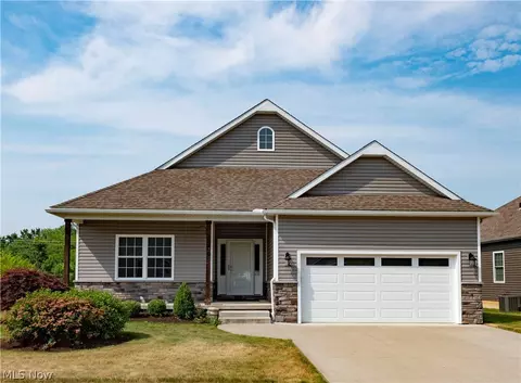 309 Alissa Ln, Canal Fulton, OH 44614