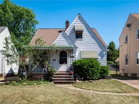 2400 Fairdale Ave, Cleveland, OH 44109