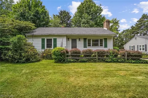 3320 Wilson St, Cuyahoga Falls, OH 44221