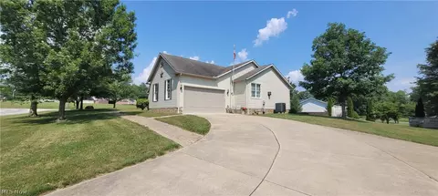 1237 Ginko Dr, West Salem, OH 44287