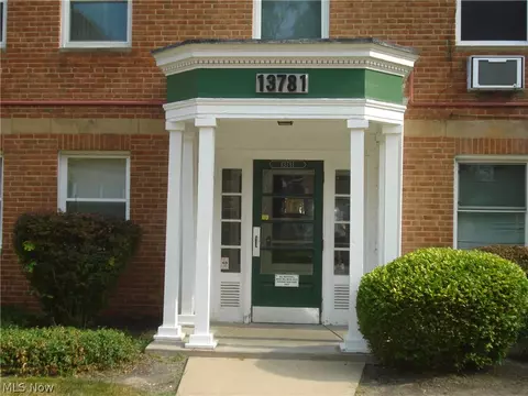 13781 Cedar Rd #105 B, South Euclid, OH 44118