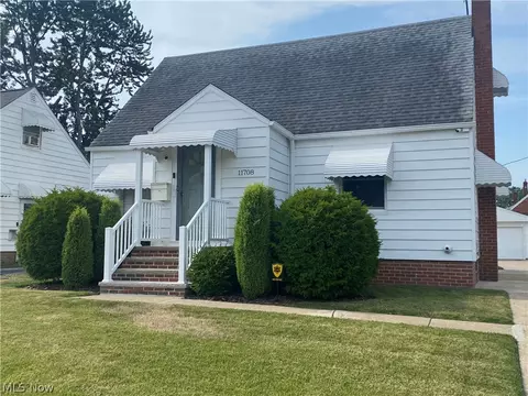 11708 Mccracken Rd, Garfield Heights, OH 44125