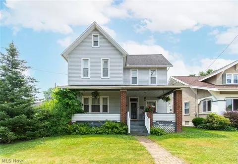 916 E Gorgas St, Louisville, OH 44641