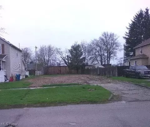 2321 E 29th St, Lorain, OH 44055 photo 1