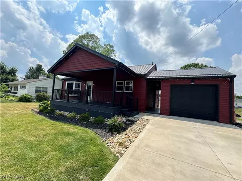 1311 N 13th St, Cambridge, OH 43725