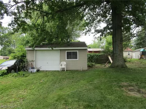 Exterior - 155 Manola St, Ashtabula, OH 44004 photo 11 of 12