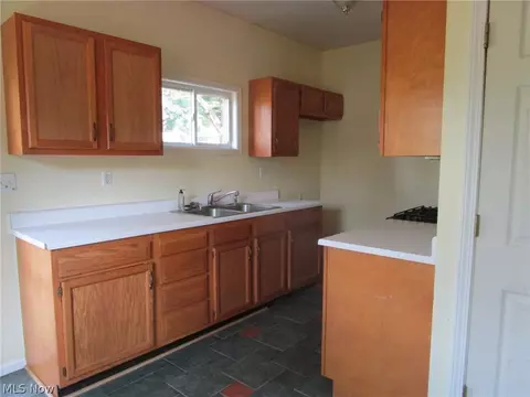 Kitchen - 155 Manola St, Ashtabula, OH 44004 photo 1 of 8