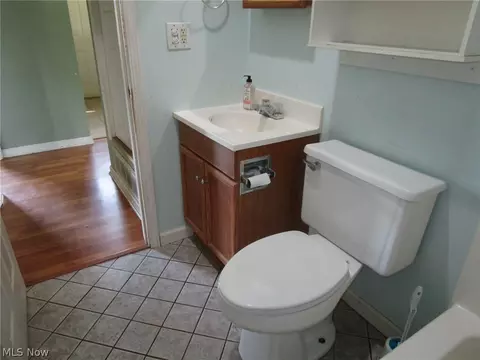 Bath - 155 Manola St, Ashtabula, OH 44004 photo 4 of 4