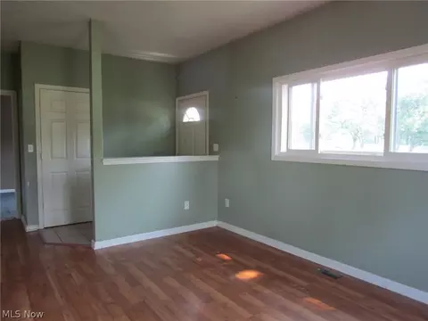 Living - 155 Manola St, Ashtabula, OH 44004 photo 3 of 6