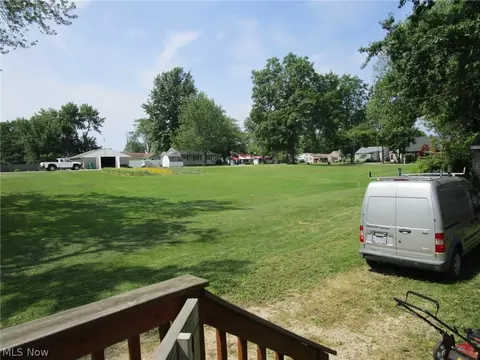 Exterior - 155 Manola St, Ashtabula, OH 44004 photo 4 of 12