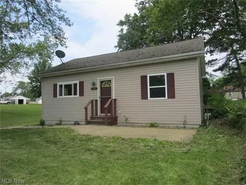 155 Manola St, Ashtabula, OH 44004