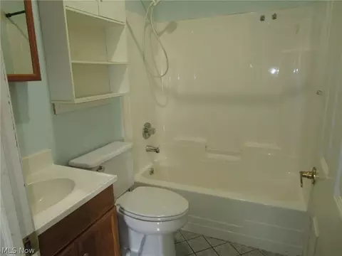 Bath - 155 Manola St, Ashtabula, OH 44004 photo 2 of 4